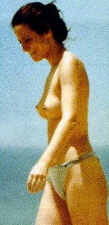 Aitana Sánchez-Gijón nude in topless at the beach