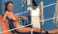 Alessia Marcuzzi nude in Topless swimming