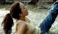 Alice Braga nude in Solo Dios Sabe