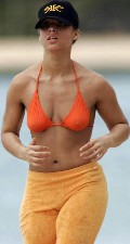 Alicia Keys in see  through