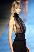 Ana Cláudia Michels nude in catwalk oops