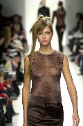 Ana Cláudia Michels nude in catwalk oops