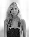 Anja Rubik nude in Muse