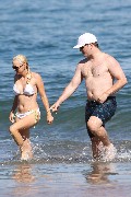 Anna Faris in bikini