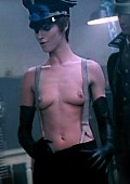 Charlotte Rampling nude in Il portiere di notte