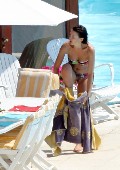 Dannii Minogue in bikini