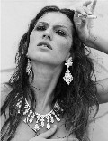 Gisele Bundchen nude in topless photoshoot