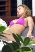 Hayden Panettiere in pink bikini