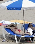 Heather Graham in bikini