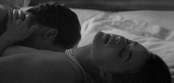 Jeanne Moreau nude in Les amants