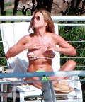 Jennifer Aniston in bikini
