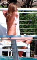 Jennifer Aniston in bikini