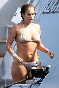 Jennifer Lopez in bikini