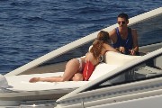Jennifer Lopez in bikini