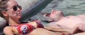 Jennifer Love Hewitt in bikini