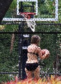 Jennifer Love Hewitt in bikini