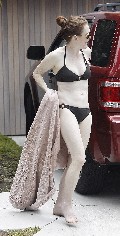 Julianne Moore in bikini