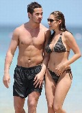 Kelly Brook in bikini