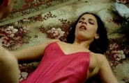 Maribel Verdú nude in El beso del sueno