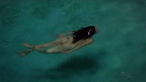 Mary-Louise Parker nude in "Weeds"