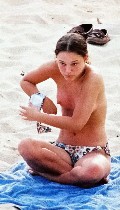 Natalie Portman nude in Topless sunbathing