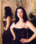 Nigella Lawson in cleavage