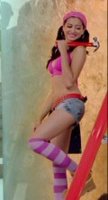 Noureen DeWulf in Killer Pad