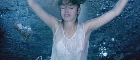 Penélope Cruz in Woman on Top 