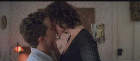 Sarah Paulson nude in Swimmers
