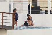 Selena Gomez in bikini