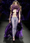 Vanessa Hessler nude in catwalk oops