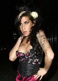Amy Winehouse nude in boob oops