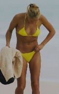 Anna Kournikova nude in Pulling Down Bikini Bottoms