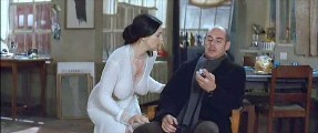 Monica Bellucci nude in Combien tu m'aimes?