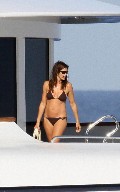Cindy Crawford in bikini
