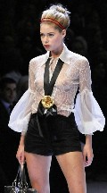 Doutzen Kroes in The Valentino S/S 2007 Fashion 