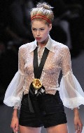 Doutzen Kroes in The Valentino S/S 2007 Fashion 