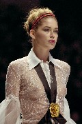 Doutzen Kroes in The Valentino S/S 2007 Fashion 