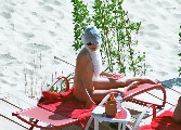 Elizabeth Hurley nude in Interviu