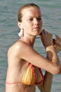Eva Herzigova in bikini