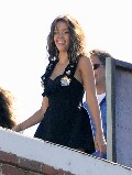Jessica Alba in upskirt