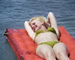Goldie Hawn nude in There's a Girl in My Soup