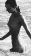 Miranda Kerr nude in V2