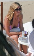Jennifer Aniston in bikin