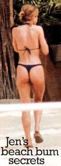Jennifer Aniston nude in Topless on the beach in Mexico