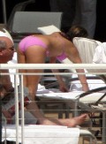 Jennifer Aniston in bikini