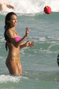 Jessica Alba in bikini at the beach