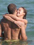 Jessica Alba in Hawaii Vacation
