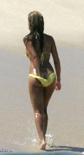 Jessica Alba in Mexico vacation