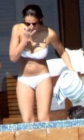 Jessica Alba in bikini